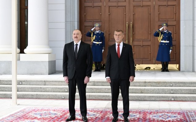 Qəbələdə Çexiyanın Baş naziri Andrey Babişin rəsmi qarşılanma mərasimi olub