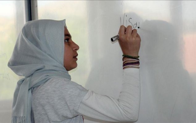 Bu ərəb ölkələri İran məktəblərini bağladı