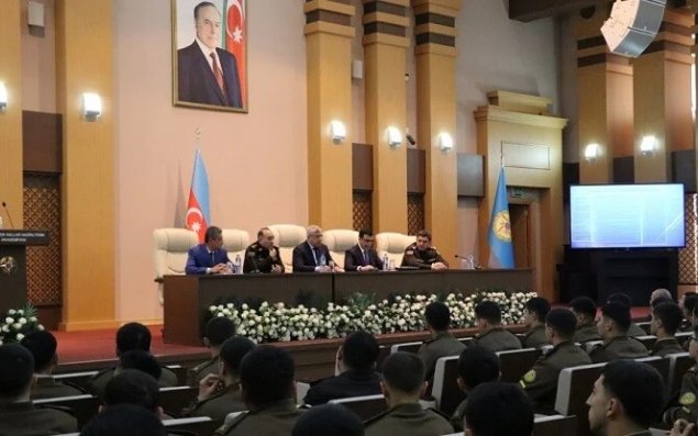 FHN Akademiyasında praktiki-maarifləndirici tədbir keçirildi