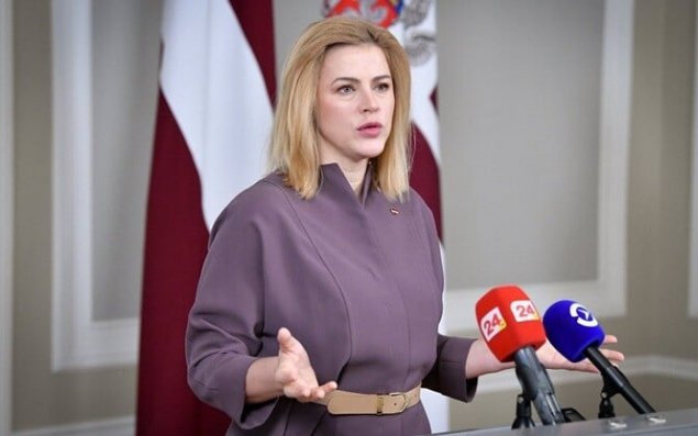 Latviya baş naziri istefa verdi