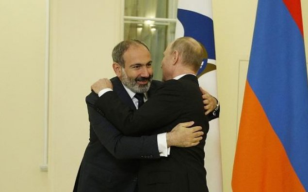 Paşinyan Putinlə dostluğundan danışdı