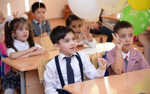 Bakıda 46 mindən çox şagirdin yerdəyişməsi aparılıb