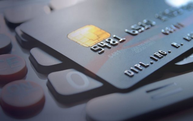 Azərbaycanda ödəniş kartlarının sayı 12% artıb