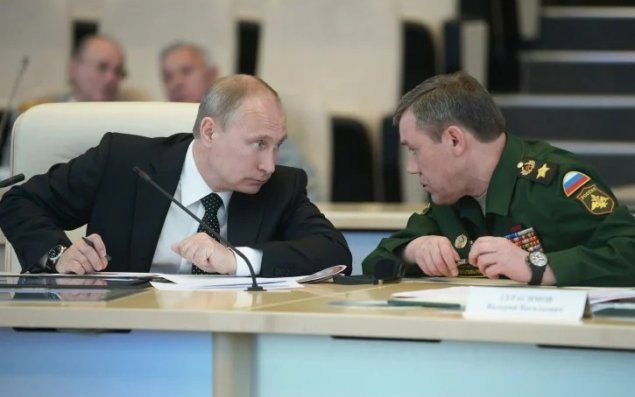 Putin narahatdır, Gerasimov prezidenti aldadır