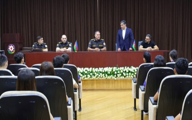 FHN-də yarışlarda uğur qazanmış yeniyetmə və gənc idmançılarla görüş keçirilib