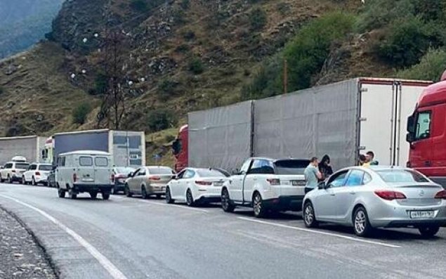 Rusiya bu ölkələrlə sərhəd-keçid məntəqələrini bağladı