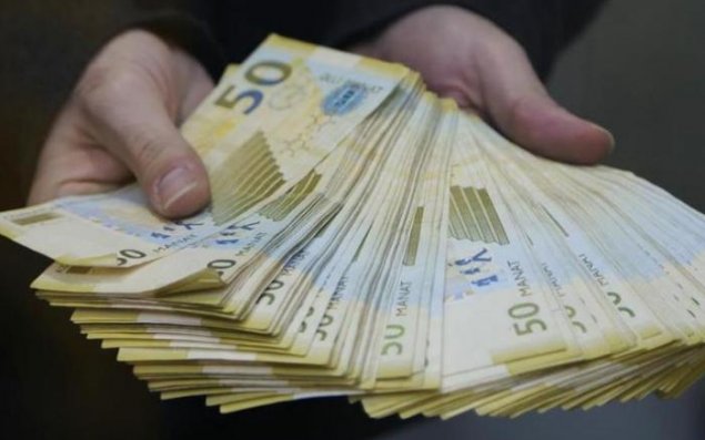 Azərbaycanda pul bazası artıb