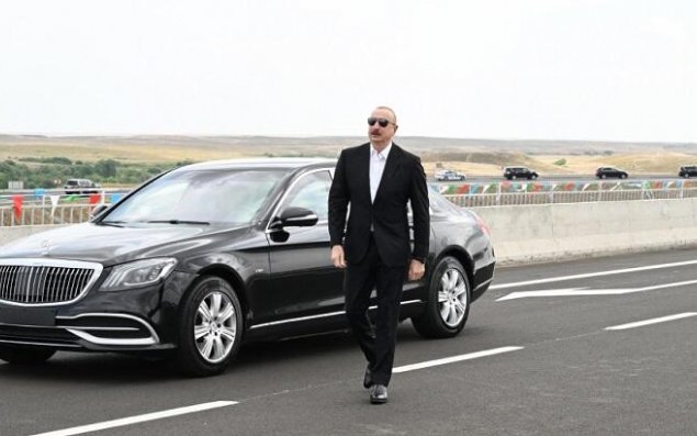 Belə avtomobillə heç yerə getmərəm - Prezident