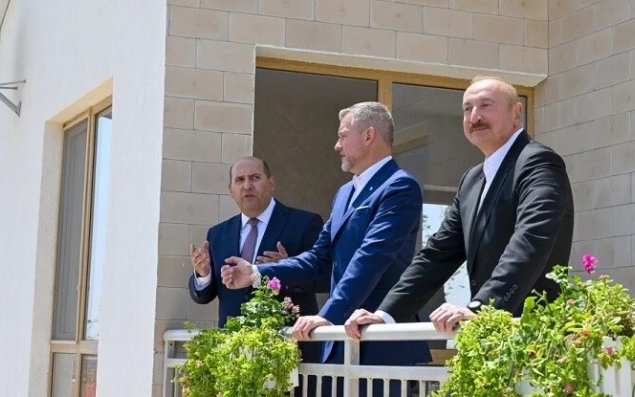 Bakıda bu küçələr xoşuma gəlir - Pelleqrini