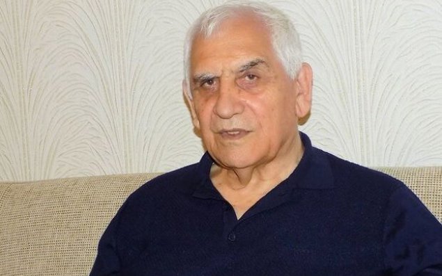 Nəriman Həsənzadənin köməkçisi şairin durumunu açıqladı