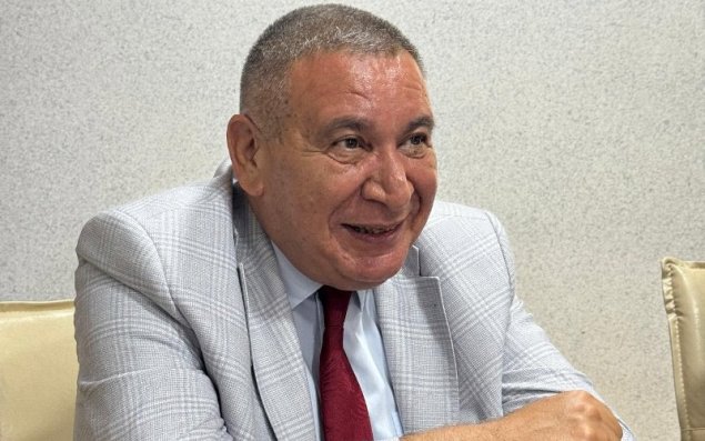 Rəşad Məcid deputatla jurnalistə müraciət etdi: Barışın getsin!
