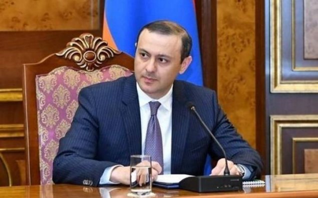 Armen Qriqoryan Paşinyanın iş təklifindən imtina edib