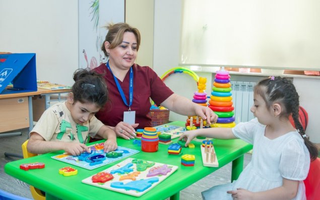 Hazırda 4 minədək uşağa sosial xidmət və reabilitasiya dəstəyi göstərilir