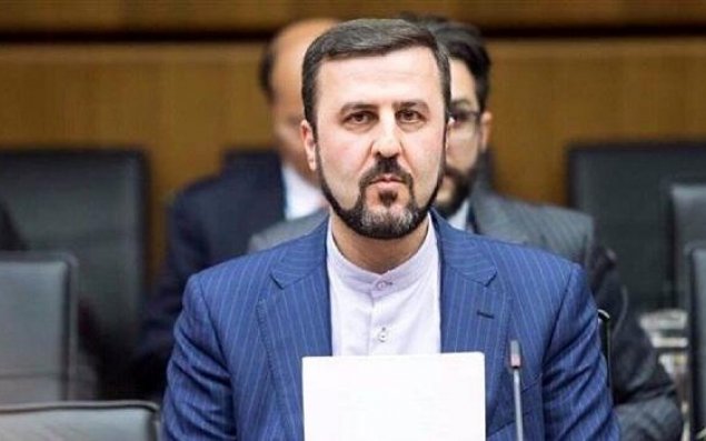 Onlar kömək üçün yalvarırlar – Qəribabadi