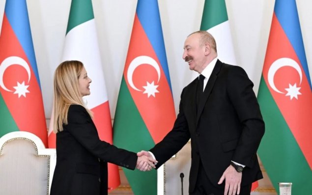 İlham Əliyev Corciya Melonini təbrik edib