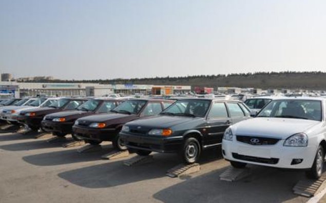 Xaricdən gətirilən maşınlarla bağlı prosedurlar sadələşdirilir