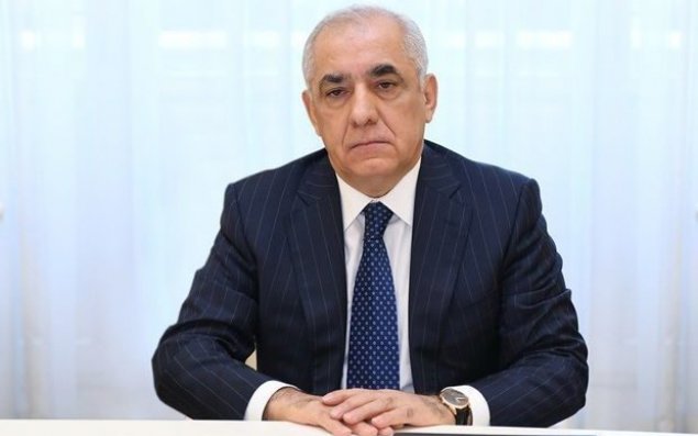 Əli Əsədov yeni qərar imzaladı
