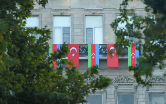 İstanbulda Azərbaycan məktəbinin açılışı gələn ilə təxirə salınıb