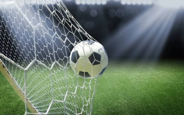 Dünyanın ən çox qazanan futbolçuları - SİYAHI