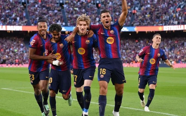 “Barselona” bu pankarta görə UEFA-ya şikayət edəcək - Foto