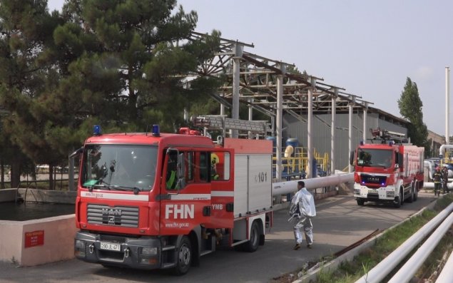 FHN SOCAR-ın Heydər Əliyev adına Neft Emalı Zavodunda yanğın-taktiki təlim keçirib - VİDEO