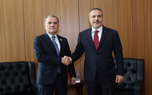 Azərbaycan və Türkiyə XİN rəhbərləri görüşüb